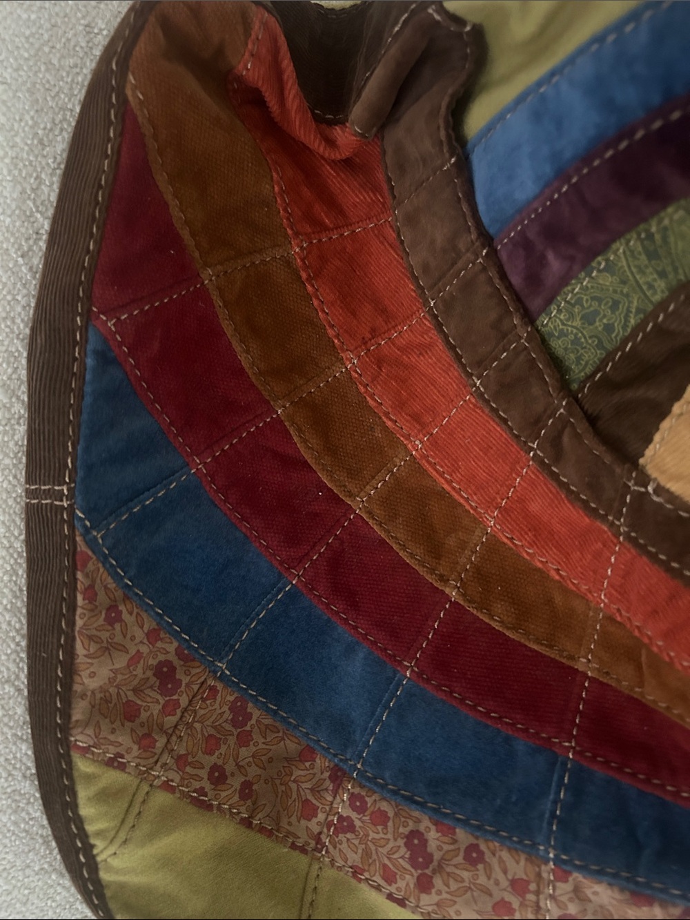 ✨Lucky Brand ~ Multicolor Patchwork Suede & Leather Shoulder Bag✨ - Picture 2 of 2